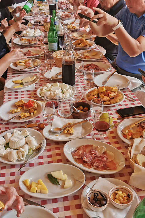 Sorano at dusk Just a normal lunch in a dairy farm!